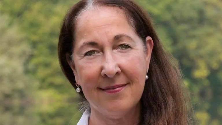 Germaniyada yangi saylangan mer 13 marta pichoqlandi